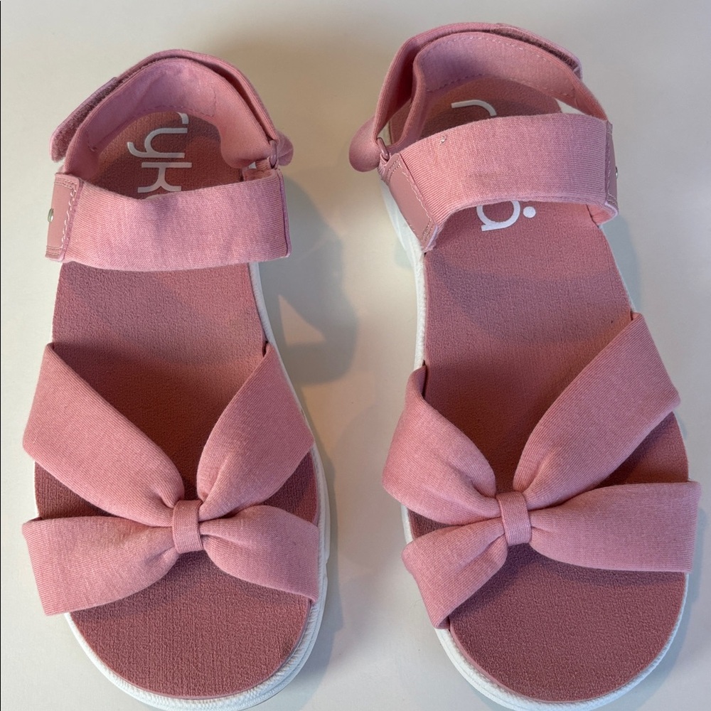 Ryka Pink Mallorie Adjustable Back Sandals
Size 8w - Picture 2 of 7
